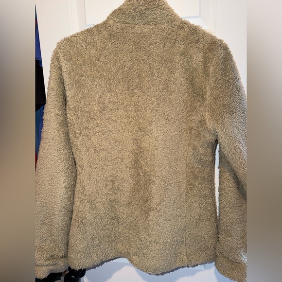 Patagonia Cream Fleece Jacket - Picture 3 of 6